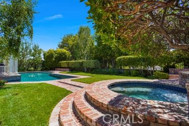 24066 Regents Park Circle, Valencia CA: https://media.crmls.org/medias/76e546a2-709c-4ddd-8d50-930654f9cd45.jpg
