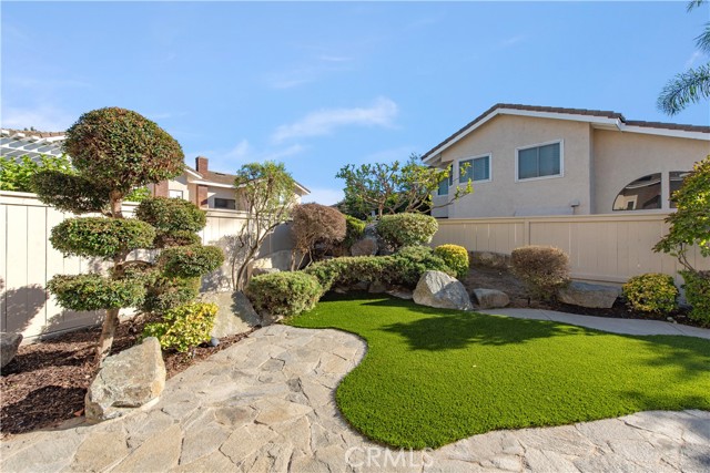 45 Cedarlake, Irvine CA: https://media.crmls.org/medias/76e66d14-10f8-4240-860e-70ca42ec1790.jpg