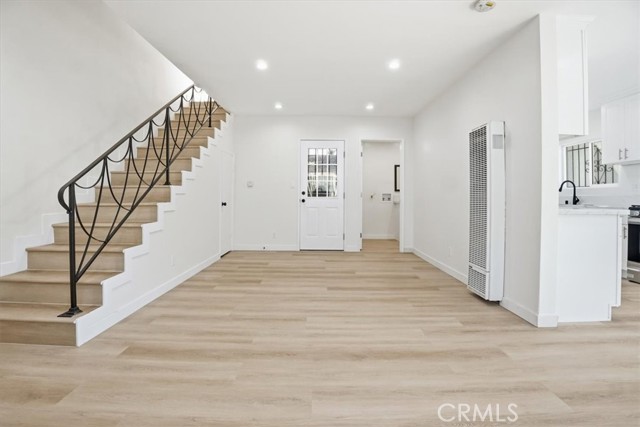 Detail Gallery Image 22 of 44 For 224 W 107th, Los Angeles,  CA 90003 - – Beds | – Baths