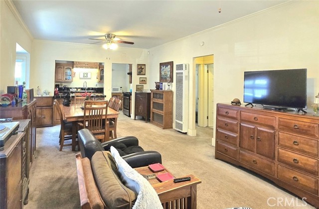 1121 Gladys Avenue, Long Beach CA: https://media.crmls.org/medias/76e73df4-32d5-48de-8ce2-e297d94b7e50.jpg
