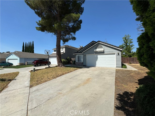 Detail Gallery Image 1 of 1 For 2745 Tumbleweed Ave, Simi Valley,  CA 93065 - 3 Beds | 2 Baths