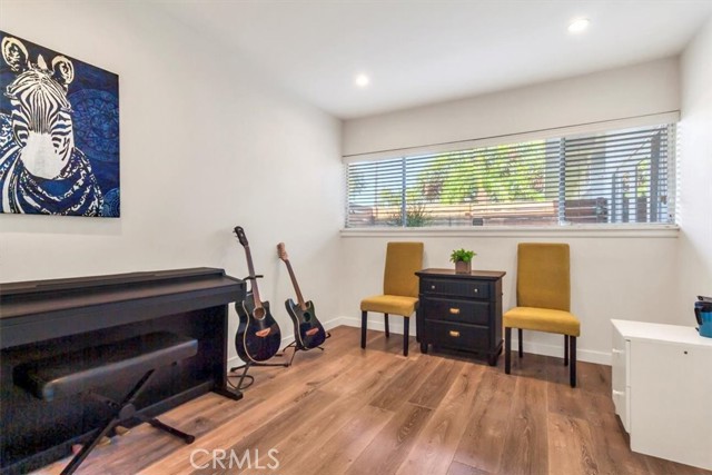 1640 W Ricky Avenue, Anaheim CA: https://media.crmls.org/medias/76e8275f-945a-4095-980e-1d6f9df748b7.jpg