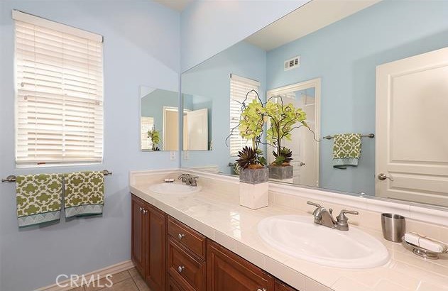 Detail Gallery Image 20 of 30 For 46 Logan, Irvine,  CA 92620 - 5 Beds | 4/1 Baths