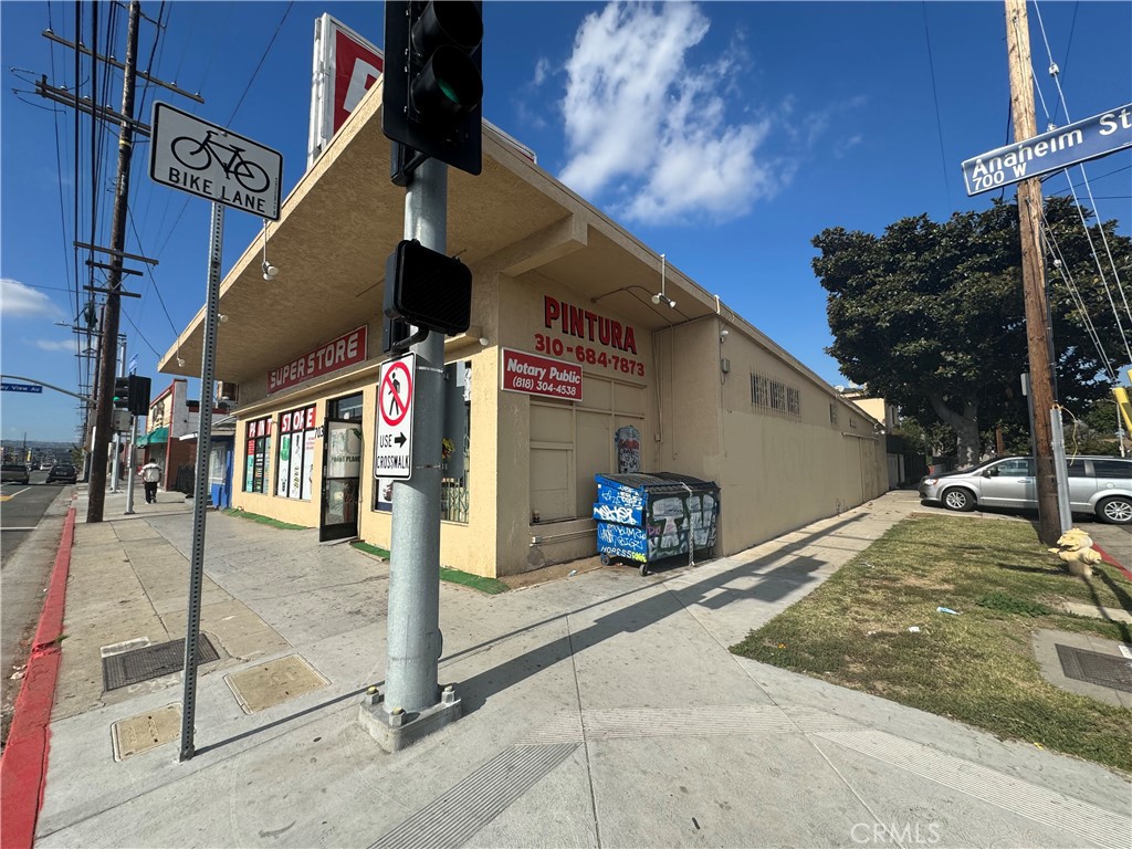 SingleFamilyResidence at 703 W Anaheim