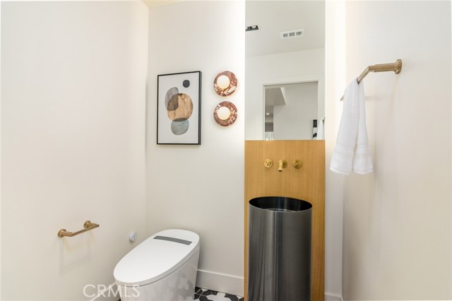 Detail Gallery Image 33 of 40 For 1206 Blue Gum Ln, Newport Beach,  CA 92660 - 3 Beds | 3/1 Baths