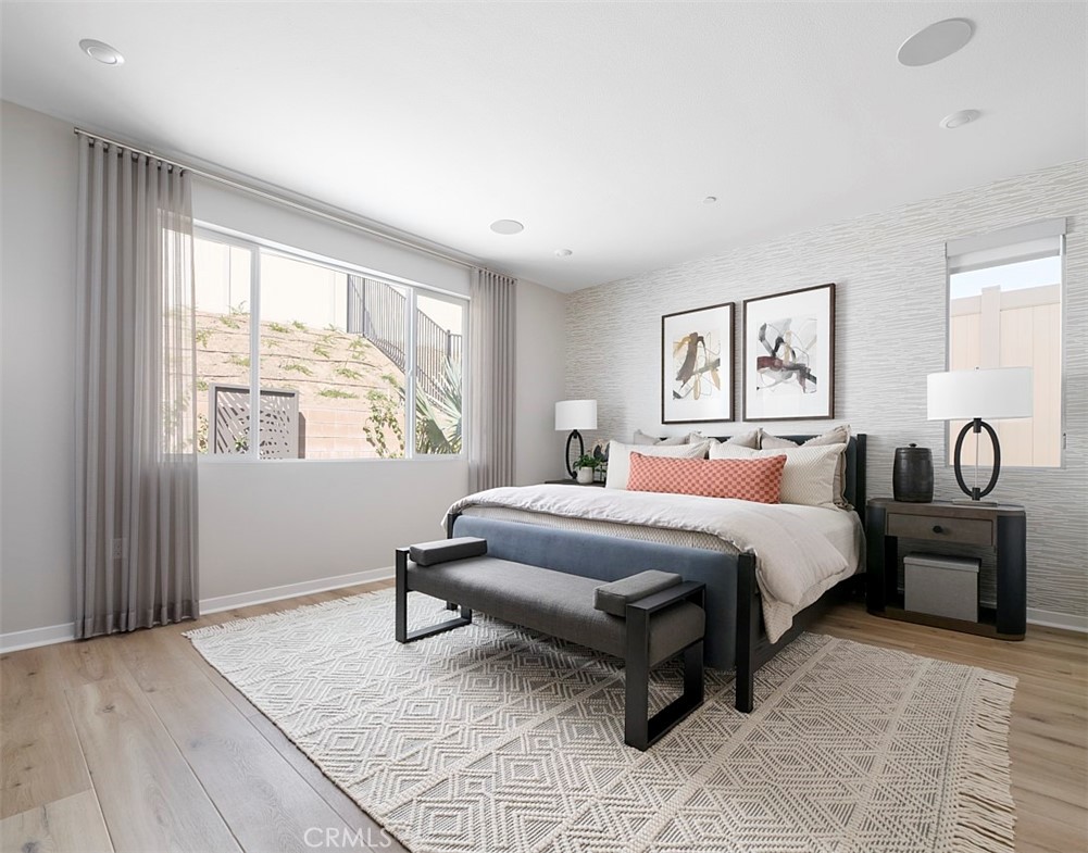 MLS #OC25250550 image #9