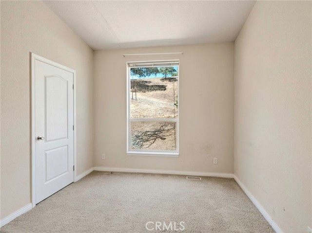 2564 Indian Hill Road, Clearlake Oaks CA: https://media.crmls.org/medias/76ea64a7-1662-4e56-87ca-48662abe48b7.jpg