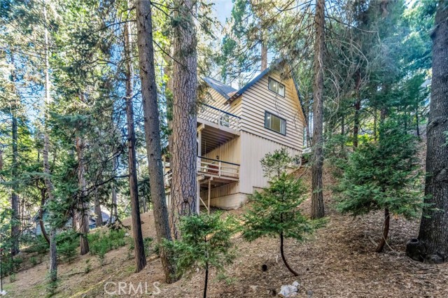 Detail Gallery Image 27 of 33 For 377 Hillside, Lake Arrowhead,  CA 92352 - 3 Beds | 2 Baths