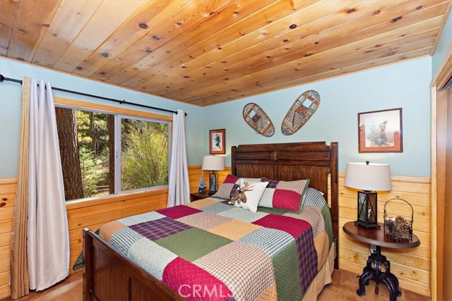 Detail Gallery Image 30 of 43 For 740 Cove Dr, Big Bear Lake,  CA 92315 - 3 Beds | 2 Baths