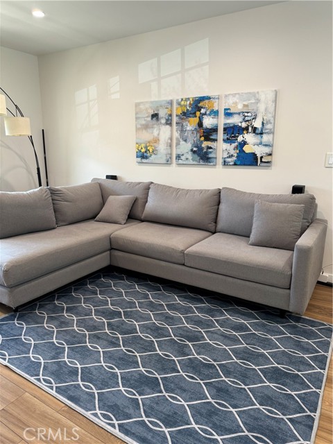 8006 Bleriot Avenue, Los Angeles CA: https://media.crmls.org/medias/76eae36f-ba38-4b9d-b49a-b82bd053f37a.jpg