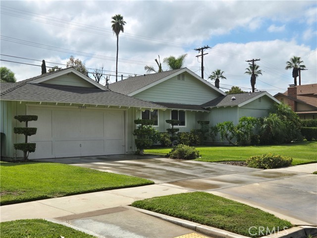 Detail Gallery Image 3 of 57 For 2066 Carlton Pl, Riverside,  CA 92507 - 4 Beds | 2/1 Baths