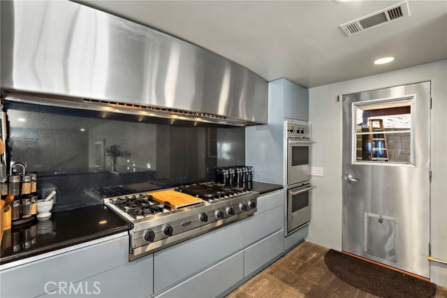 Detail Gallery Image 15 of 30 For 622 Mystic, Laguna Beach,  CA 92651 - 5 Beds | 4 Baths