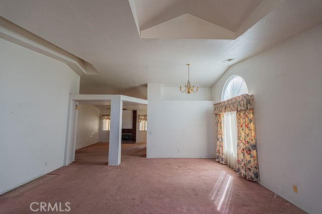2121 Begonia Court, Hemet CA: https://media.crmls.org/medias/76ebb221-2357-4e44-a50e-9028b0a20197.jpg