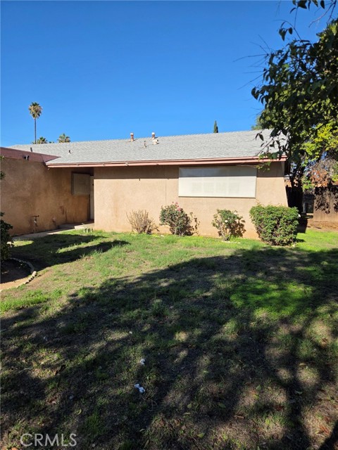 Detail Gallery Image 2 of 11 For 24638 Hemlock Ave, Moreno Valley,  CA 92557 - 4 Beds | 2/1 Baths