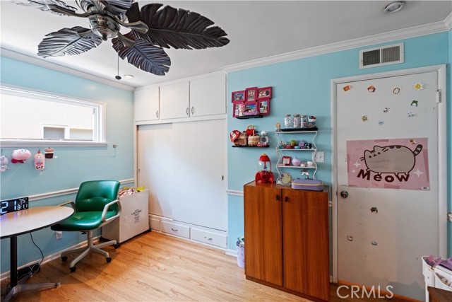 1105 W Highland Avenue, Redlands CA: https://media.crmls.org/medias/76ebfd16-e1c2-41ed-a06f-11f6f558e175.jpg