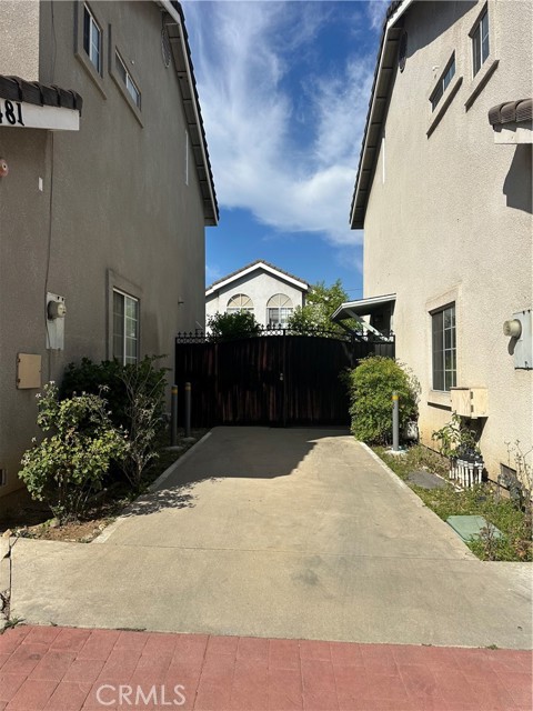 Detail Gallery Image 2 of 10 For 3479 Whistler Ave, El Monte,  CA 91732 - 4 Beds | 2/1 Baths