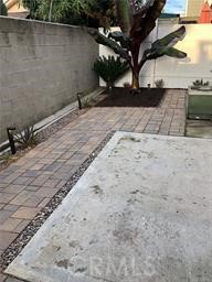 https://media.crmls.org/medias/76ecbcee-bb86-4078-93c2-c9dde4bcc64f.jpg?preset=X-Large