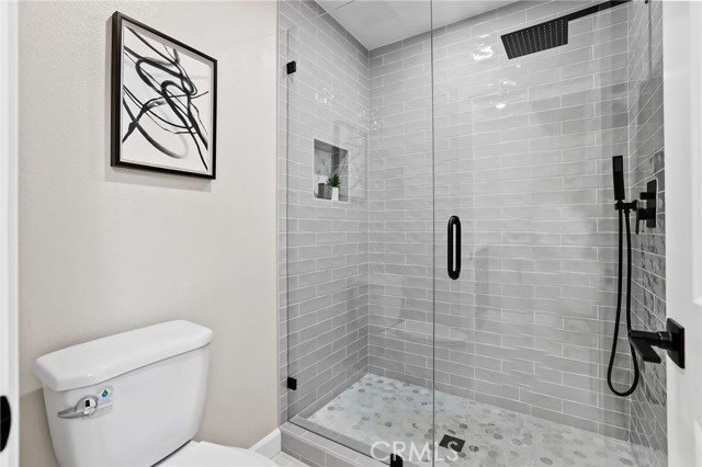 25 Almond Tree Lane, Irvine CA: https://media.crmls.org/medias/76ed17c6-eade-482c-be03-5ee4a27d2677.jpg