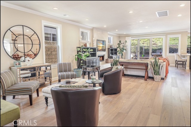 12 Lyon Ridge, Aliso Viejo CA: https://media.crmls.org/medias/76edd6b5-a315-4792-b73e-33f0e452b07d.jpg