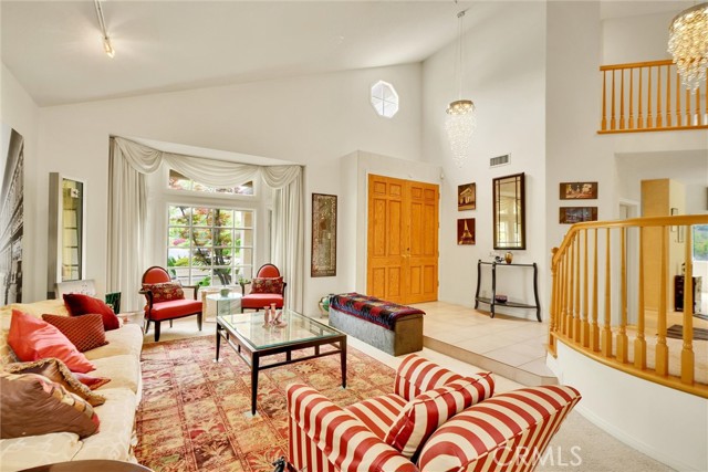 18500 Saint Moritz Drive, Tarzana (los Angeles), California 91356, 4 Bedrooms Bedrooms, ,3 BathroomsBathrooms,Residential,For Sale,18500 Saint Moritz Drive,CRSR24160134