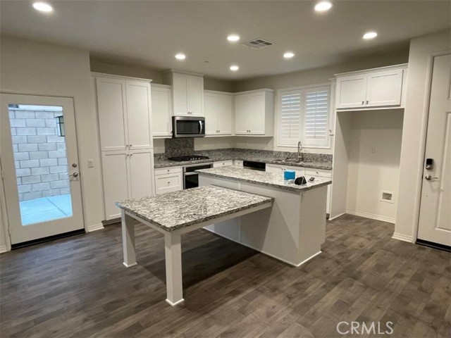 Image 3 of 14 For 16074 Symphony Lane