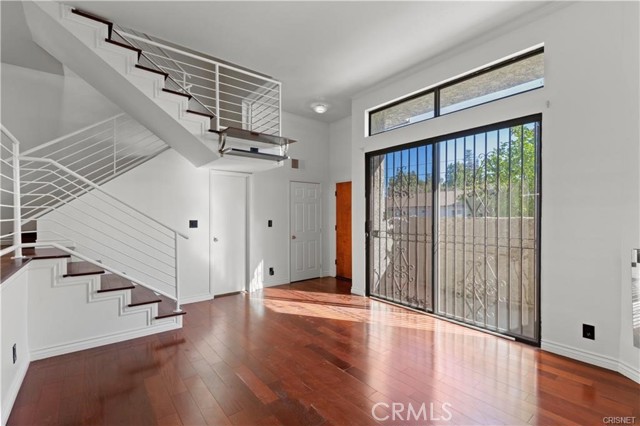 Front Image Thumbnail for CRSR26087336