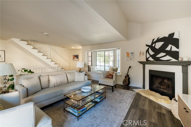 240 Broadway, Redondo Beach, California 90277, 3 Bedrooms Bedrooms, ,1 BathroomBathrooms,Residential,For Sale,Broadway,SB25240490