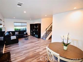 Front Image Thumbnail for CRSR25253806