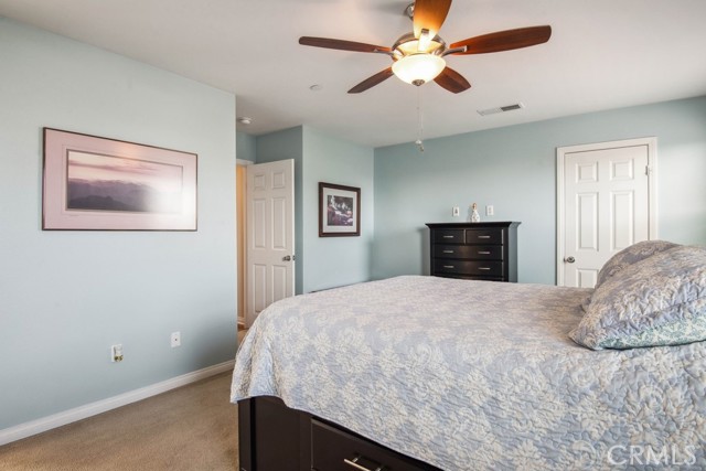 Detail Gallery Image 9 of 18 For 5369 Parkside Way, Fontana,  CA 92336 - 4 Beds | 3 Baths