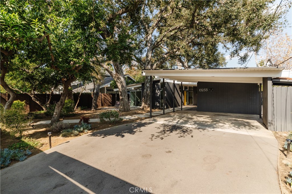 13233 Addison StreetSherman Oaks img 21