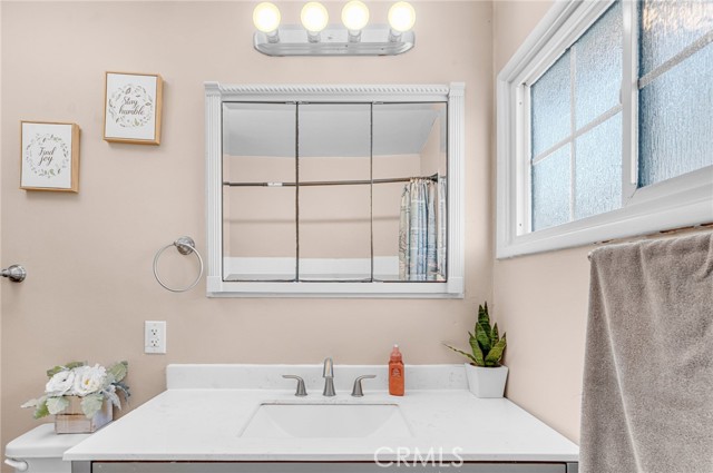 Detail Gallery Image 22 of 30 For 13742 Hanwell Ave, Bellflower,  CA 90706 - 2 Beds | 1 Baths