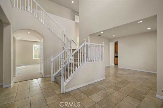 Detail Gallery Image 5 of 63 For 13761 Dellbrook St, Corona,  CA 92880 - 6 Beds | 4 Baths