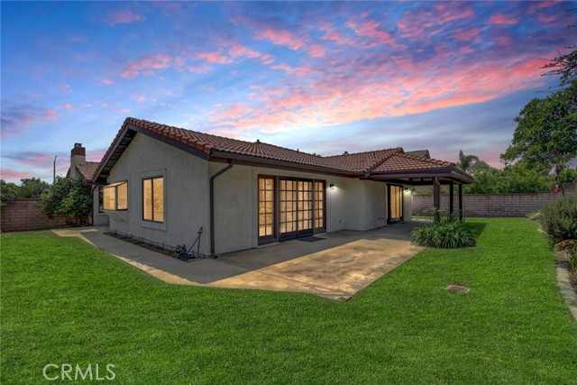 5697 Los Robles, La Verne CA: https://media.crmls.org/medias/76f07215-105a-4f0c-a218-1bdb6e45bb4a.jpg