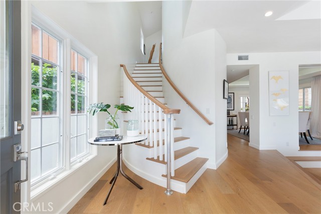 Detail Gallery Image 4 of 47 For 608 Acacia Ave, Corona Del Mar,  CA 92625 - 3 Beds | 3 Baths