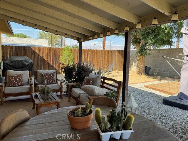 Detail Gallery Image 13 of 14 For 46520 Grand St, Indio,  CA 92201 - 4 Beds | 2 Baths