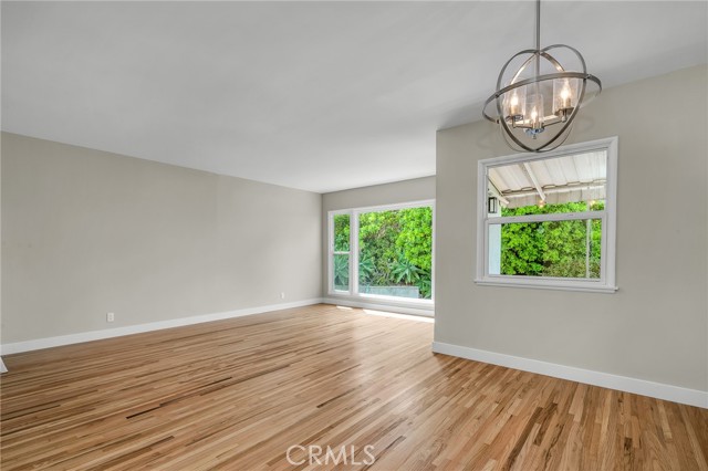 Image 4 of 25 For 2607 Nearcliff Street