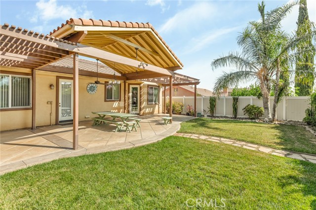 Detail Gallery Image 35 of 44 For 6758 N Shannon Ln, San Bernardino,  CA 92407 - 4 Beds | 3/1 Baths