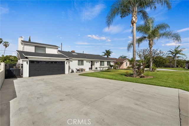 Detail Gallery Image 3 of 46 For 1675 W Mells, Anaheim,  CA 92802 - 4 Beds | 2/1 Baths