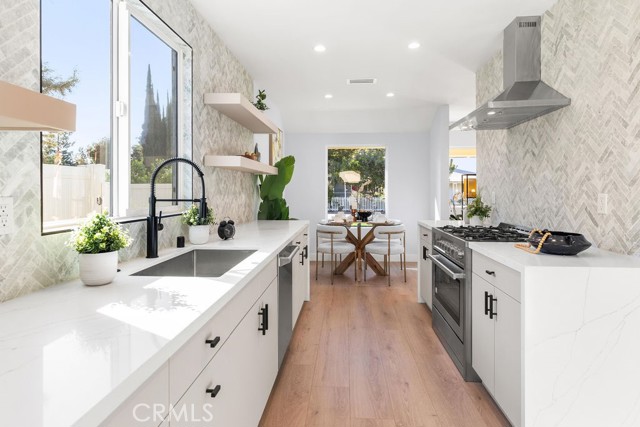 Detail Gallery Image 20 of 53 For 5700 Vista Del Monte, Sherman Oaks,  CA 91411 - 3 Beds | 2 Baths