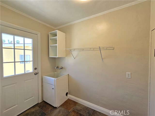 Detail Gallery Image 9 of 18 For 11417 Amboy Ave, San Fernando,  CA 91340 - 3 Beds | 1 Baths