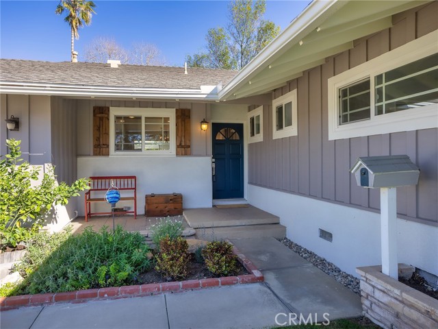 Detail Gallery Image 5 of 51 For 9710 Lubao Ave, Chatsworth,  CA 91311 - 3 Beds | 2 Baths