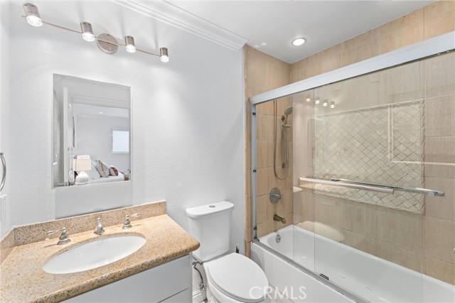3604 Westwood Boulevard, Los Angeles CA: https://media.crmls.org/medias/76f33ee2-eaea-4617-a394-2e23eca02141.jpg