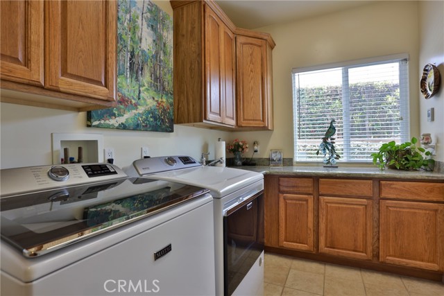 Detail Gallery Image 30 of 42 For 2010 E Foothill Dr, San Bernardino,  CA 92404 - 3 Beds | 2/1 Baths