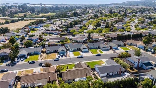 5435 Del Norte Way, Santa Maria CA: https://media.crmls.org/medias/76f41621-cd7a-4000-9fbd-ba055466340e.jpg