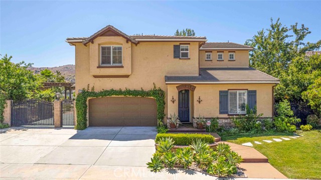 10266 Horsehaven Street, Sun Valley CA: https://media.crmls.org/medias/76f4b389-0dd3-42d3-8e96-cc20de26c1fe.jpg