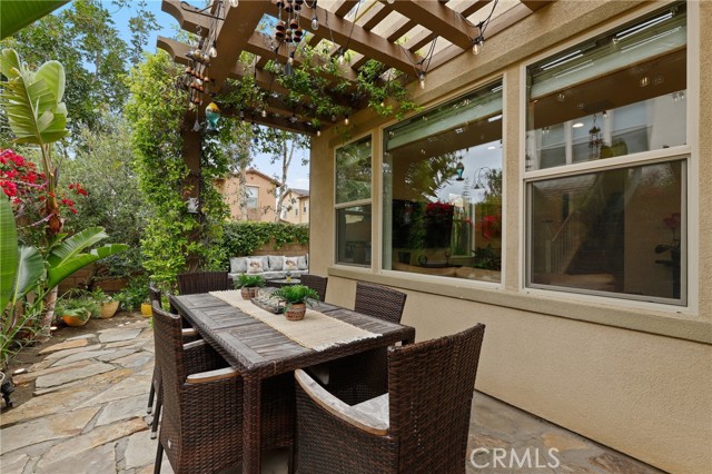 61 Fuchsia, Lake Forest CA: https://media.crmls.org/medias/76f4bfec-193d-4887-b925-fe3fd505a0b5.jpg