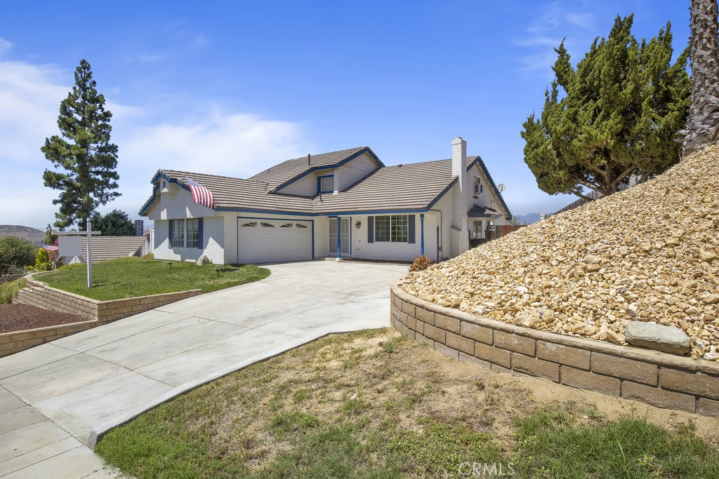 22908 Wren Street, Grand Terrace, CA 92313