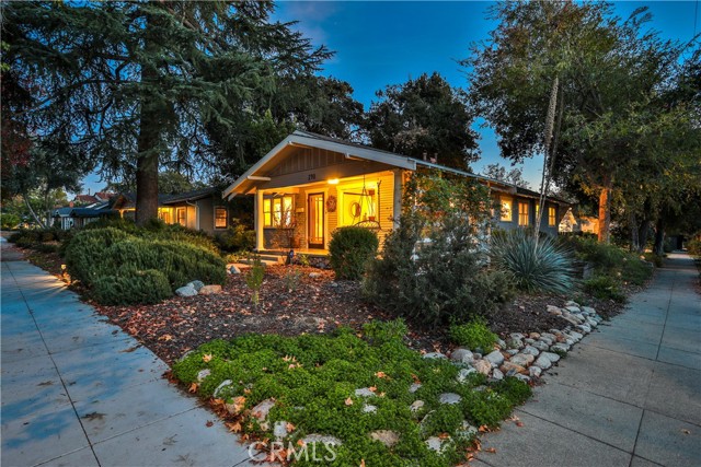 Detail Gallery Image 35 of 40 For 290 W 12th Street, Claremont,  CA 91711 - 3 Beds | 2 Baths