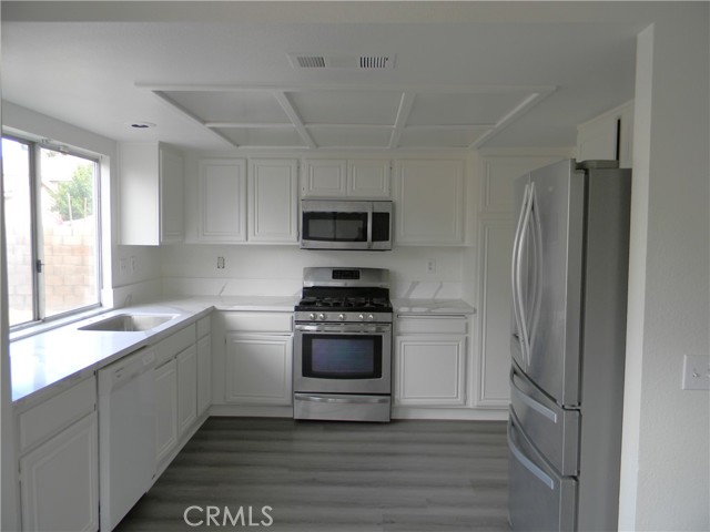 1187 White Tip Lane, Perris CA: https://media.crmls.org/medias/76f67b9e-3ddf-4126-8a67-d9694fce29b7.jpg