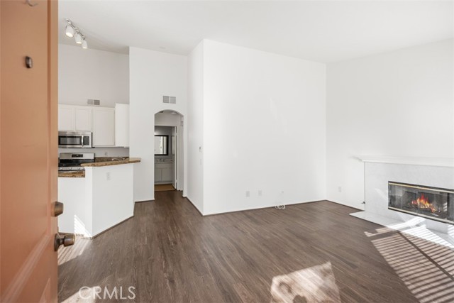 Detail Gallery Image 17 of 52 For 19431 14h Rue De Valore, Lake Forest,  CA 92610 - 2 Beds | 2 Baths